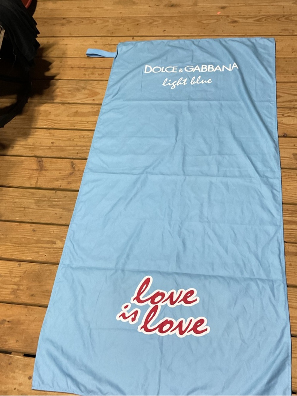Dolce & Gabbana Light Blue 'Love is Love' Light Blue Bath Towel - Picture 2 of 5